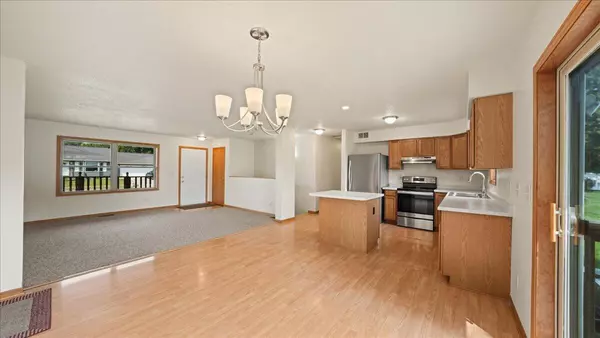 Onalaska, WI 54650,730 Troy STREET