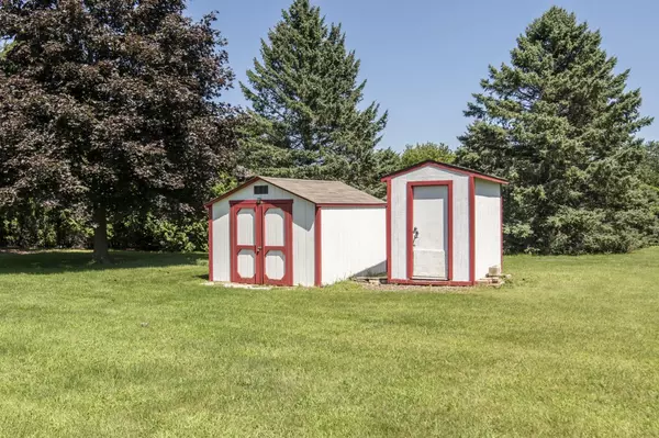Hubertus, WI 53033,4441 Cherokee TRAIL