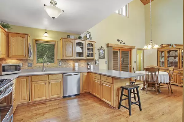 Kansasville, WI 53139,23020 County Line ROAD