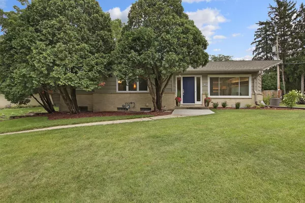 335 S Woodland DRIVE, Whitewater, WI 53190