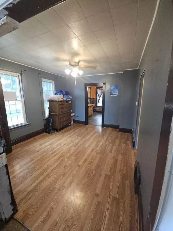 Oak Creek, WI 53154,7131 S Pennsylvania AVENUE