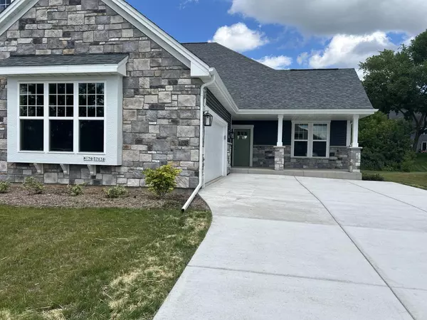 Muskego, WI 53150,W174S7638 Park CIRCLE #2