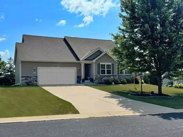 W141N10580 Wooded Hills DRIVE, Germantown, WI 53022