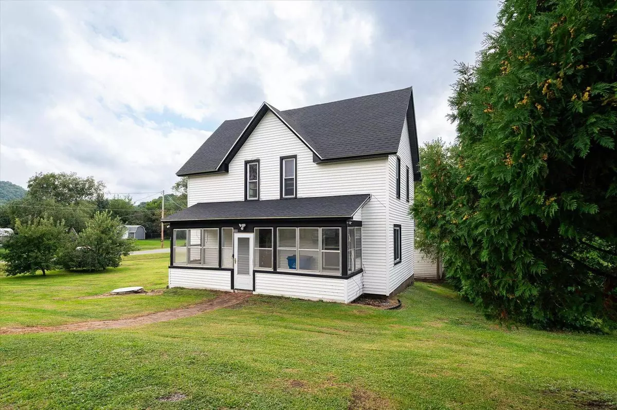 Dakota, MN 55925,860 Main STREET