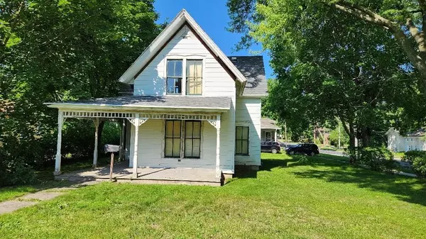 Delavan, WI 53115,122 N 5th STREET