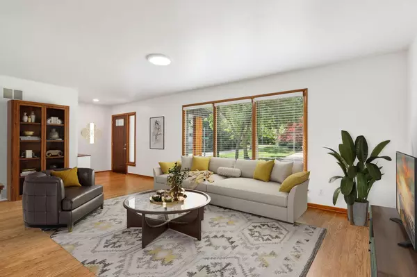 1904 W Clayton Crest AVENUE, Milwaukee, WI 53221