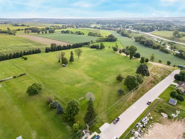 526 MILL STREET, Campbellsport, WI 53010