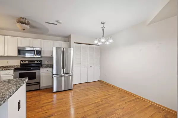 Muskego, WI 53150,S76W16927 Gregory DRIVE #A