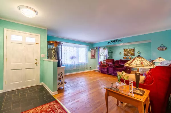 Muskego, WI 53150,S68W12635 Bristlecone LANE