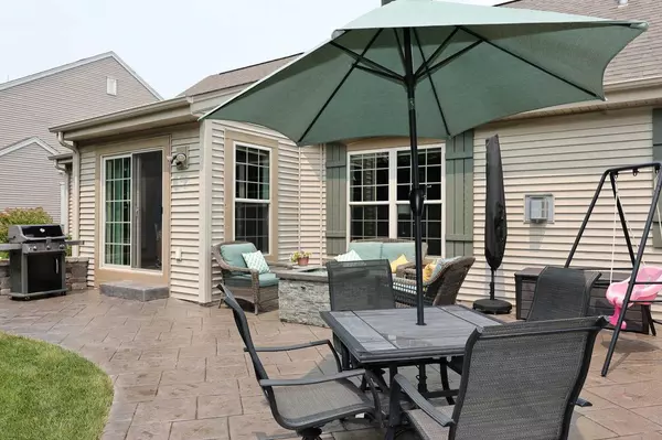 Waukesha, WI 53189,951 Dana LANE