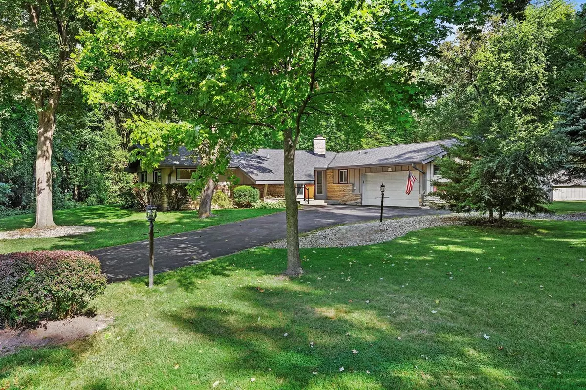 Germantown, WI 53022,N115W20062 Woodland DRIVE