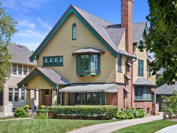4426 N Prospect AVENUE, Shorewood, WI 53211