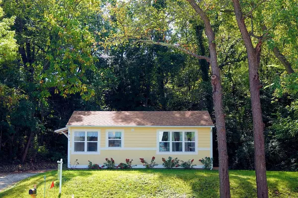 Twin Lakes, WI 53181,319 Basset STREET