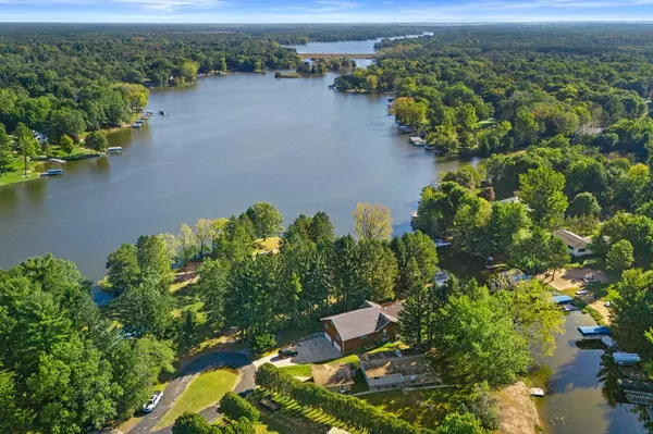 Nekoosa, WI 54457,1057 Oxford COURT