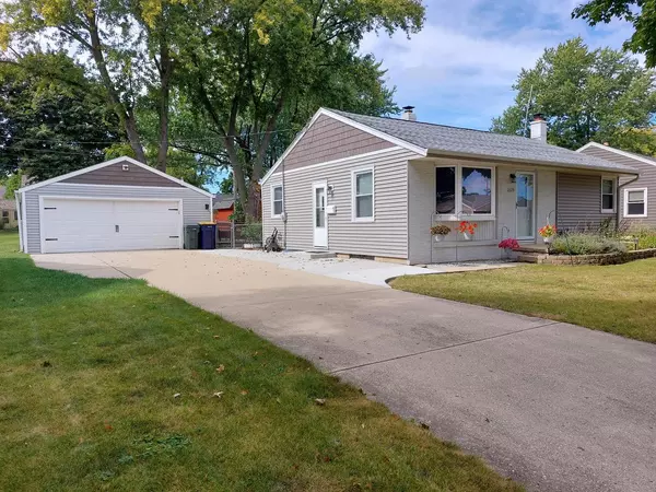 2629 S 85th STREET, West Allis, WI 53227