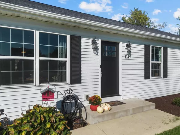 Delavan, WI 53115,114 Cedar AVENUE