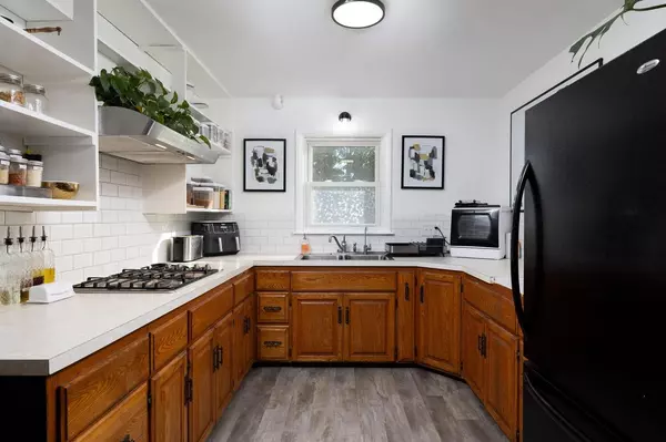 West Salem, WI 54669,323 Mark STREET N