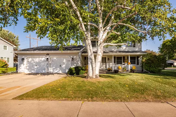 Onalaska, WI 54650,221 16th AVENUE S