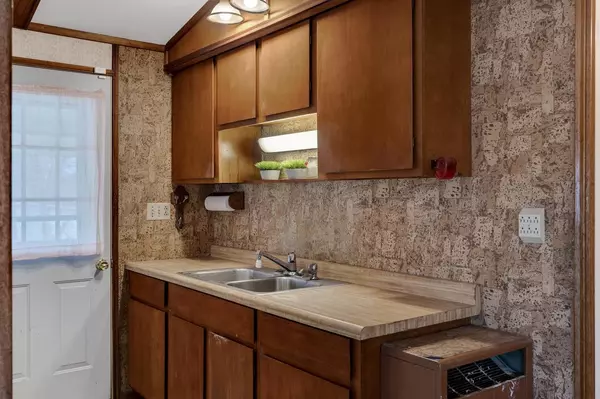 Bangor, WI 54614,2005 Commercial STREET