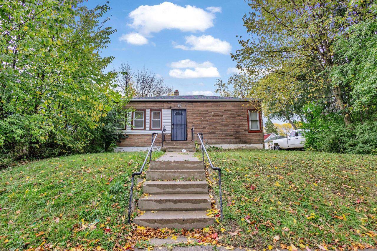 4470 N 37th STREET, Milwaukee, WI 53209