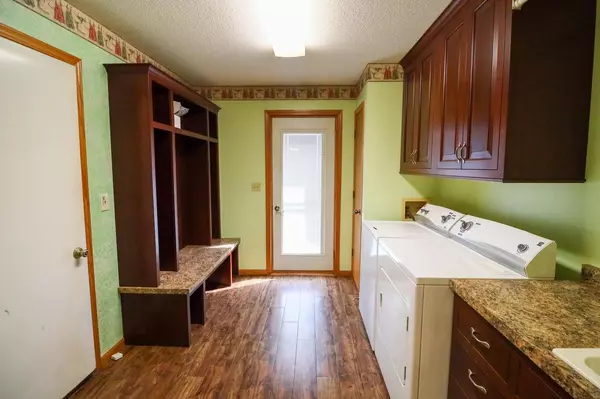 La Crescent, MN 55947,805 12th STREET S