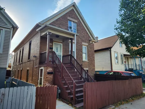 1939 S Winona LANE #1941, Milwaukee, WI 53204