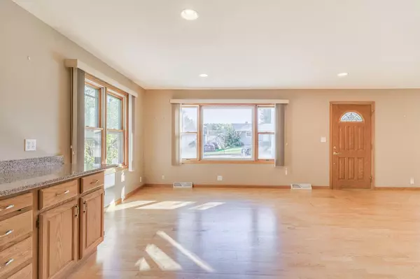 Holmen, WI 54636,504 2nd AVENUE E