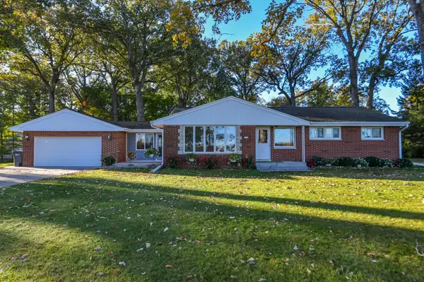 Muskego, WI 53150,S103W15369 Heinrich DRIVE