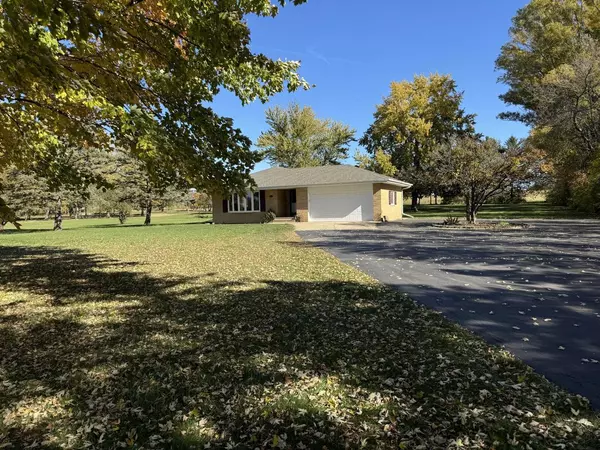 5005 172nd AVENUE, Bristol, WI 53104