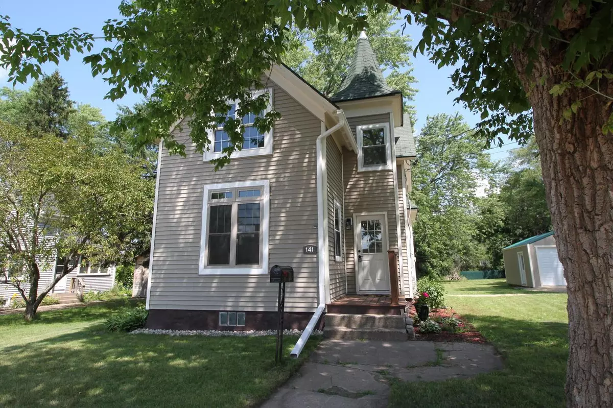 Clintonville, WI 54929,141 Auto STREET