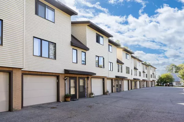 5241 33rd STREET S #3, La Crosse, WI 54601