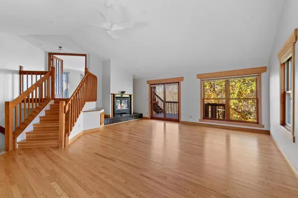 La Crescent, MN 55947,567 Bluff DRIVE