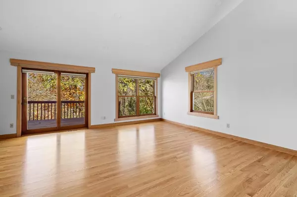 La Crescent, MN 55947,567 Bluff DRIVE