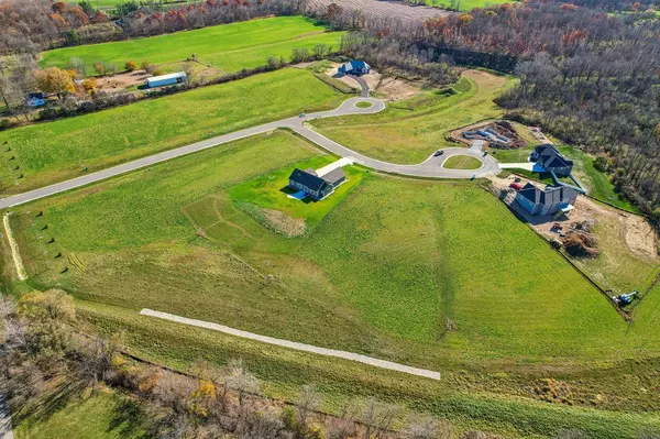 Big Bend, WI 53103,W223S9318 OAK RIDGE #Lt1