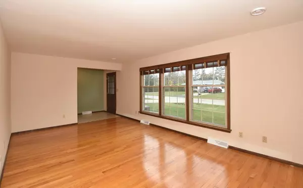 Muskego, WI 53150,W161S7396 Daisy DRIVE