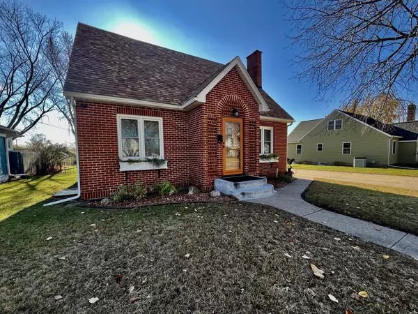 La Crosse, WI 54601,2150 Farnam STREET