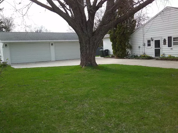 Reedsville, WI 54230,205 S 5th STREET