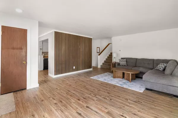 Onalaska, WI 54650,132 9th AVENUE S