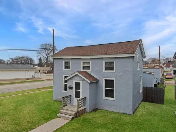 2303 13th STREET S, La Crosse, WI 54601