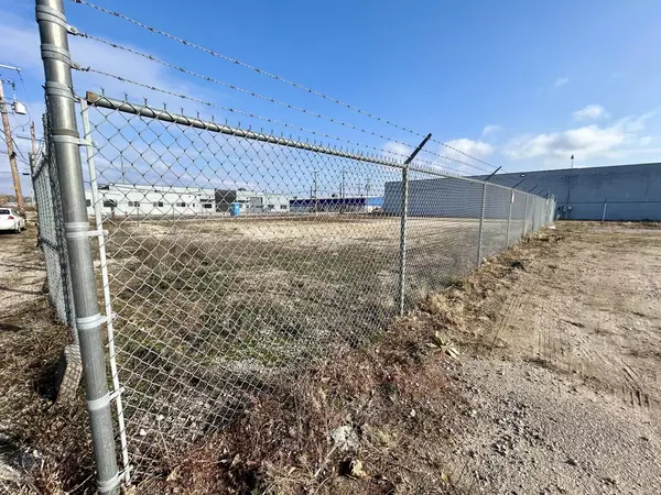 La Crosse, WI 54603,200 CAUSEWAY BOULEVARD