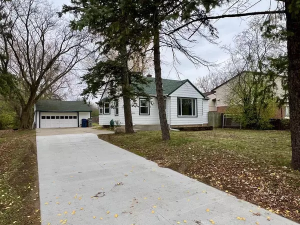 6333 N 91st STREET, Milwaukee, WI 53225