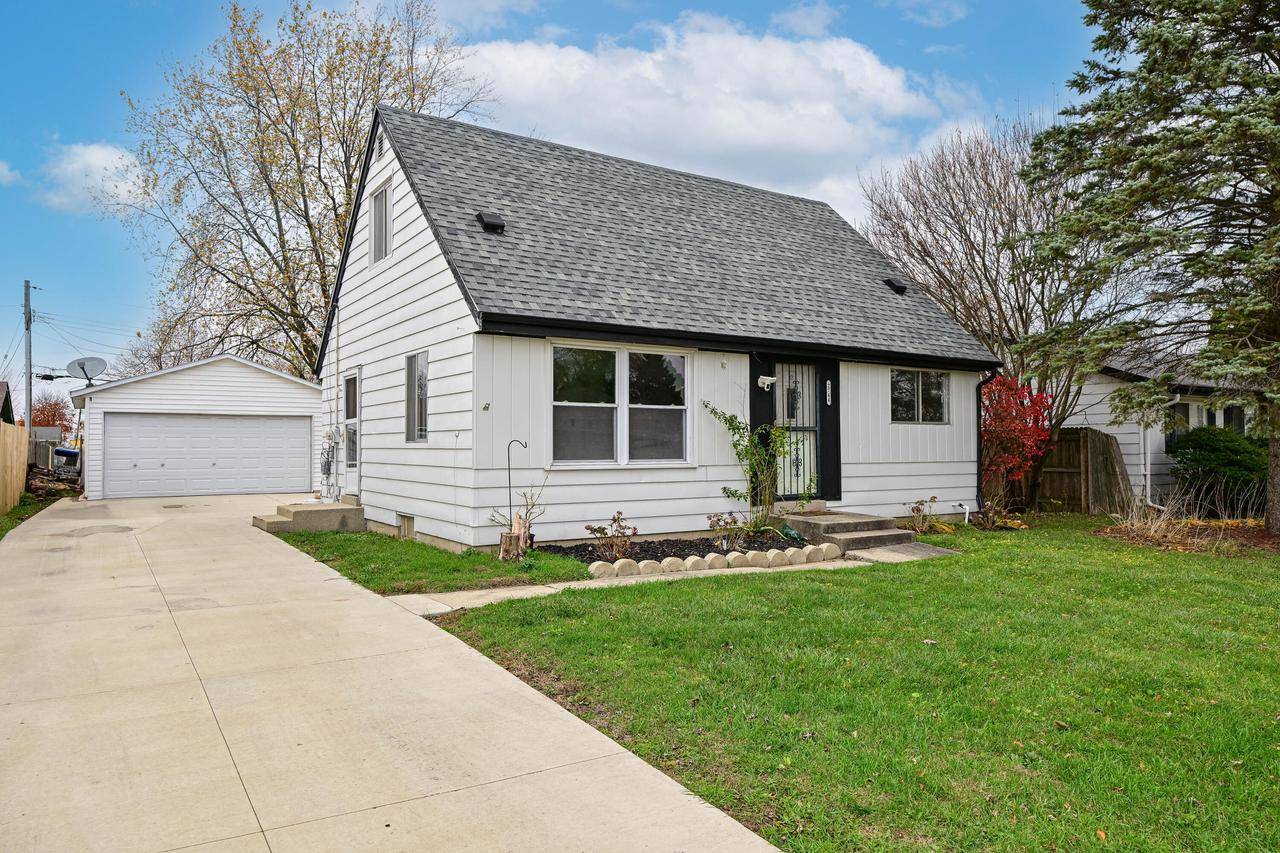 2744 84th STREET,  Kenosha,  WI 53143