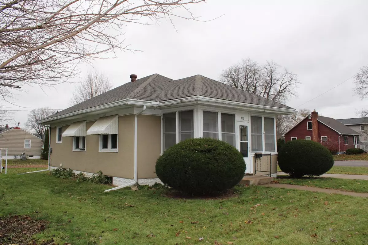 Winona, MN 55987,453 Maceman STREET