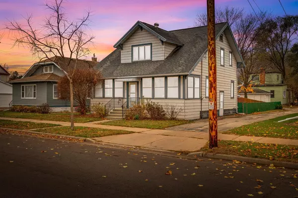 1230 13th STREET S, La Crosse, WI 54601