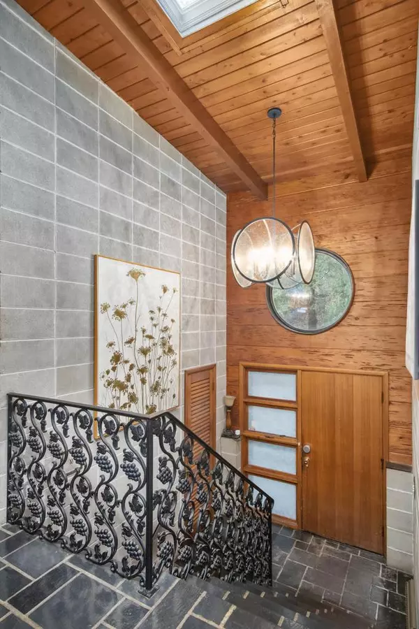 Watertown, WI 53094,219 S Concord AVENUE