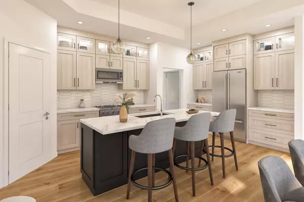 Dousman, WI 53118,585 Pioneer COURT #22 left