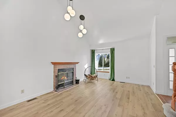 Twin Lakes, WI 53181,1461 Oak STREET