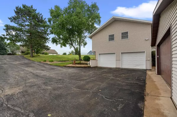 La Crosse, WI 54601,N2443 Three Town ROAD