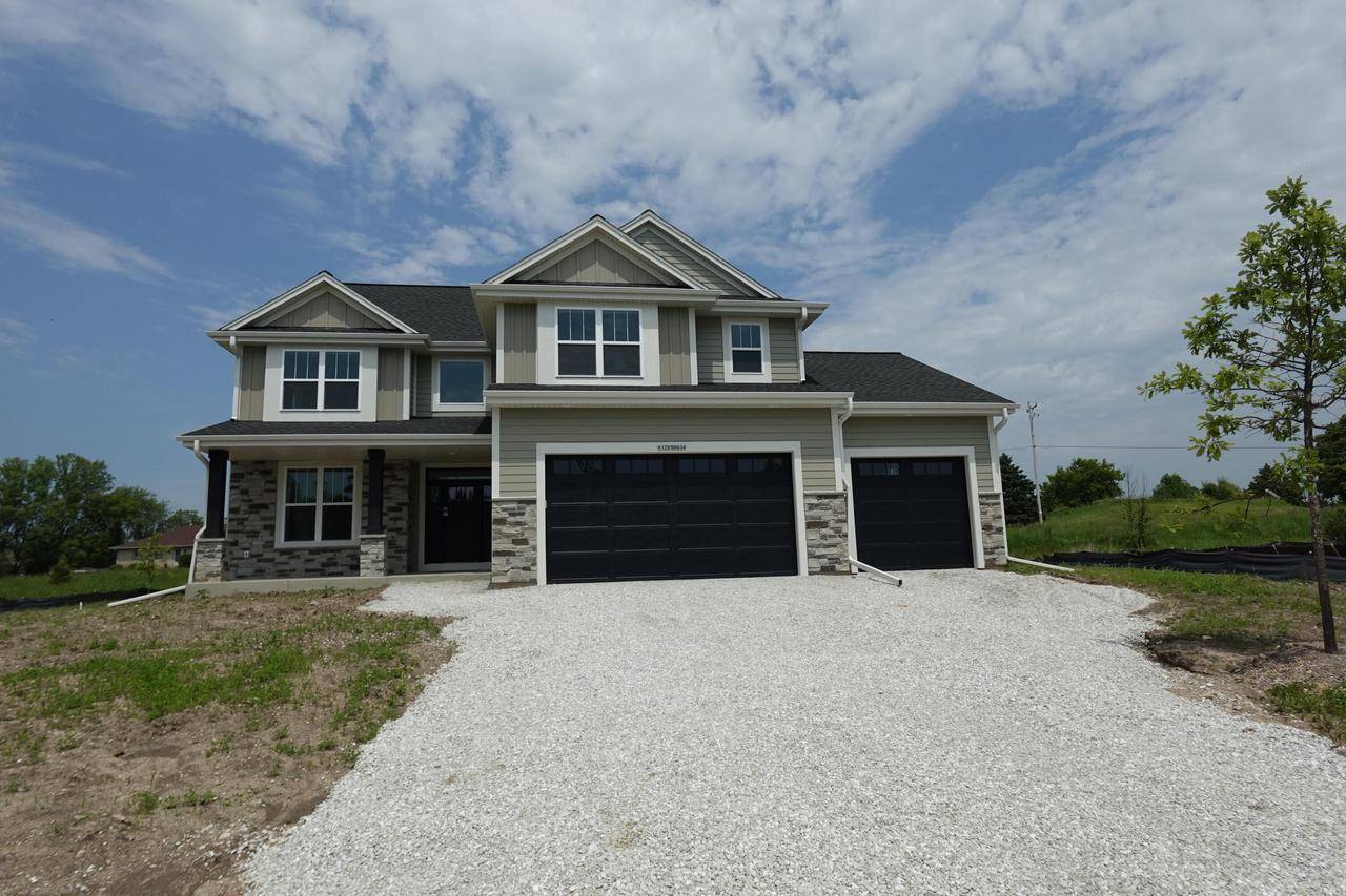 W129S8634 Muscovy WAY, Muskego, WI 53150