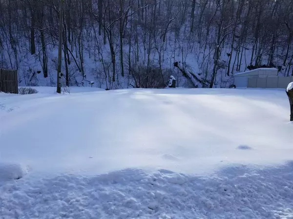 160 S Main St, Potosi, WI 53820